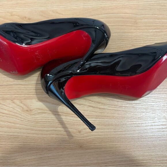 Christian Louboutin Dust Bag So Kate Black Patent Leather Pointed Toe 11 $895 - Picture 7 of 16